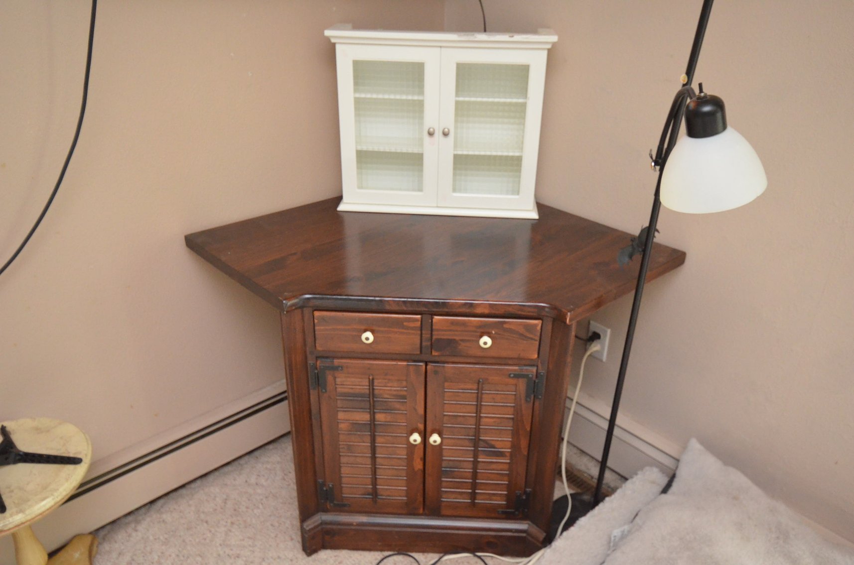 Image for 2007 FORD FOCUS, Z TURN MOWER, LAWN&GARDEN, FURNITURE, HOUSEHOLD, AND MORE - Mondovi, WI