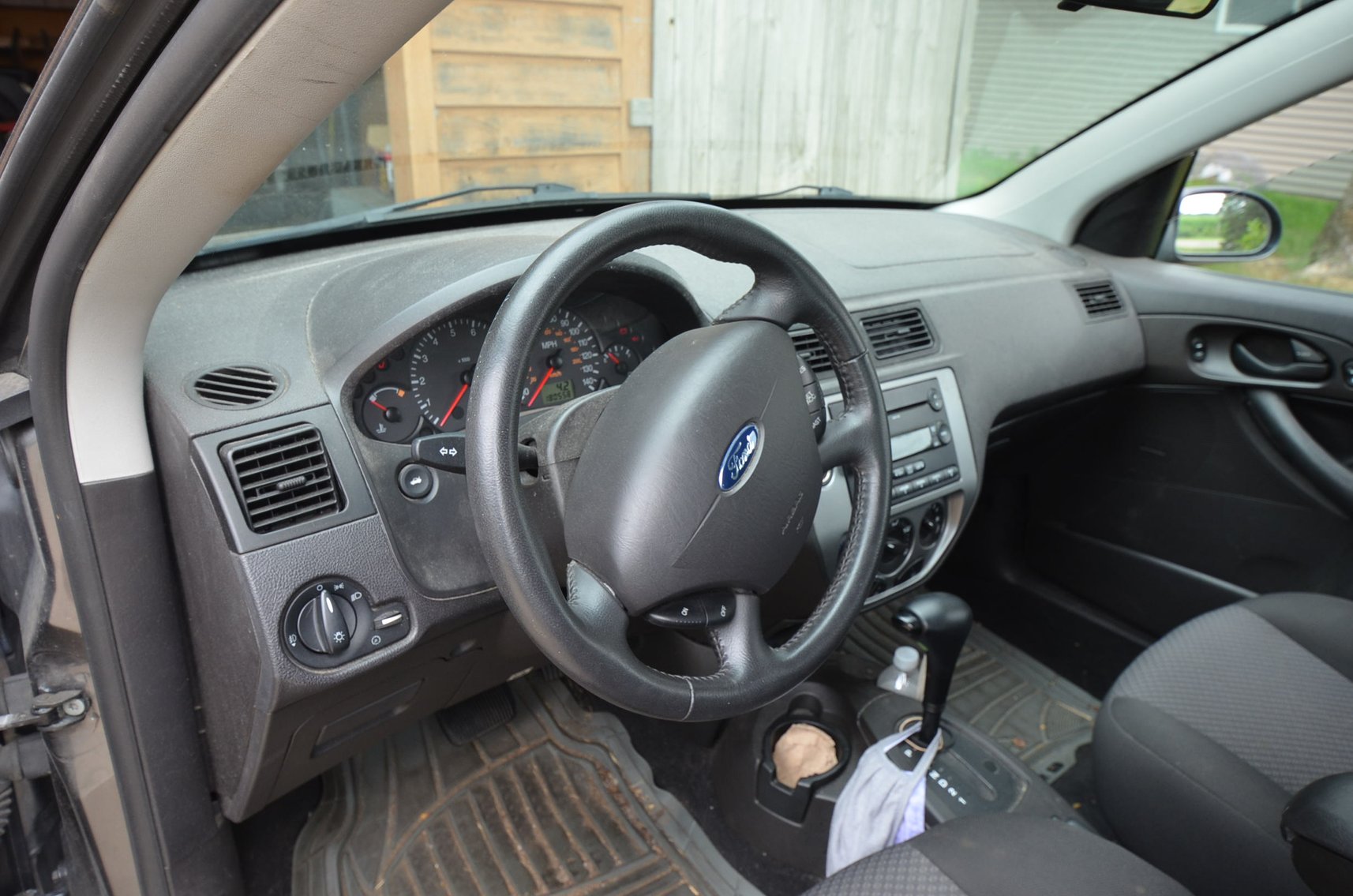 Image for 2007 FORD FOCUS, Z TURN MOWER, LAWN&GARDEN, FURNITURE, HOUSEHOLD, AND MORE - Mondovi, WI