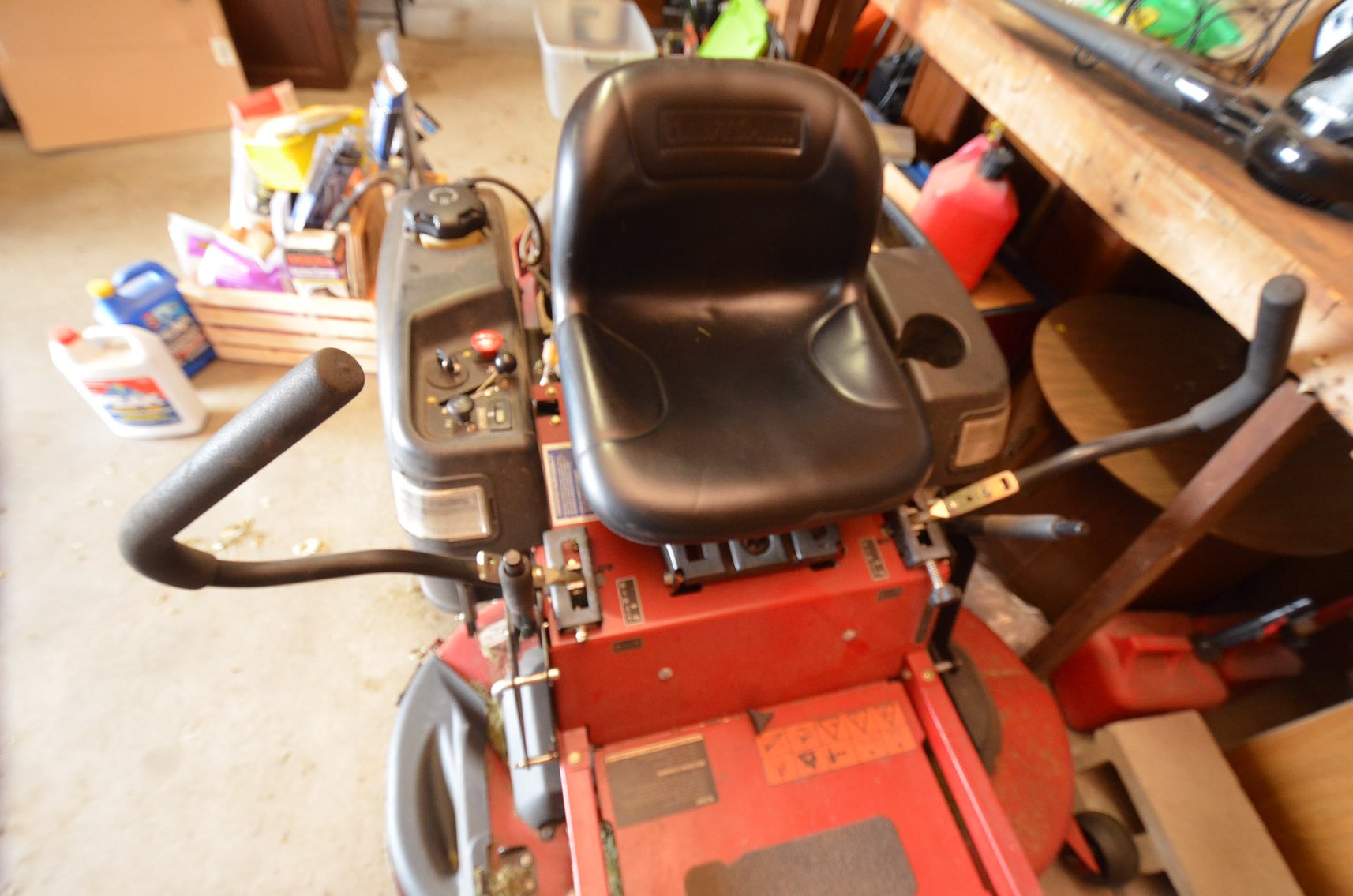 Image for 2007 FORD FOCUS, Z TURN MOWER, LAWN&GARDEN, FURNITURE, HOUSEHOLD, AND MORE - Mondovi, WI