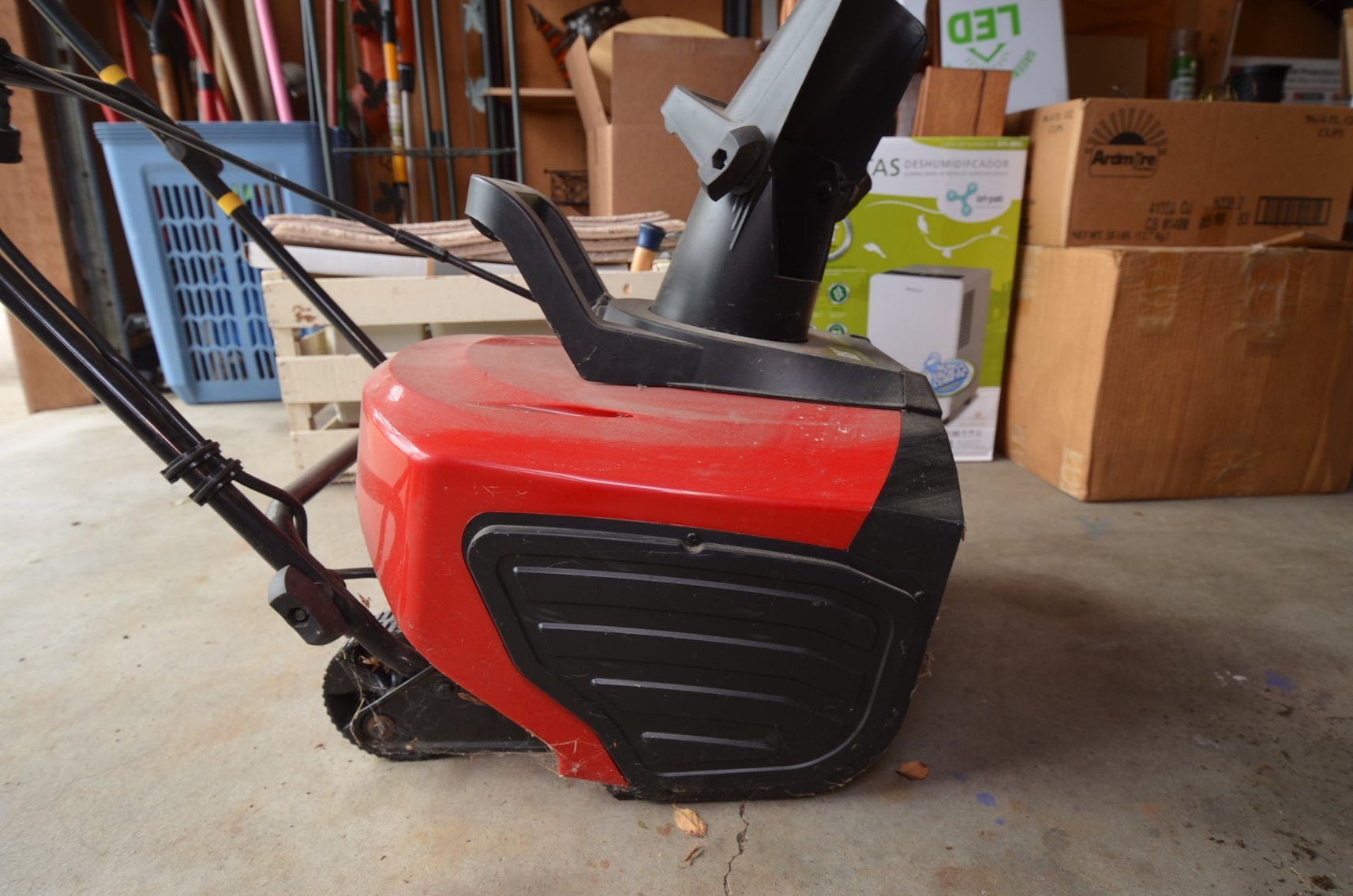 Image for 2007 FORD FOCUS, Z TURN MOWER, LAWN&GARDEN, FURNITURE, HOUSEHOLD, AND MORE - Mondovi, WI