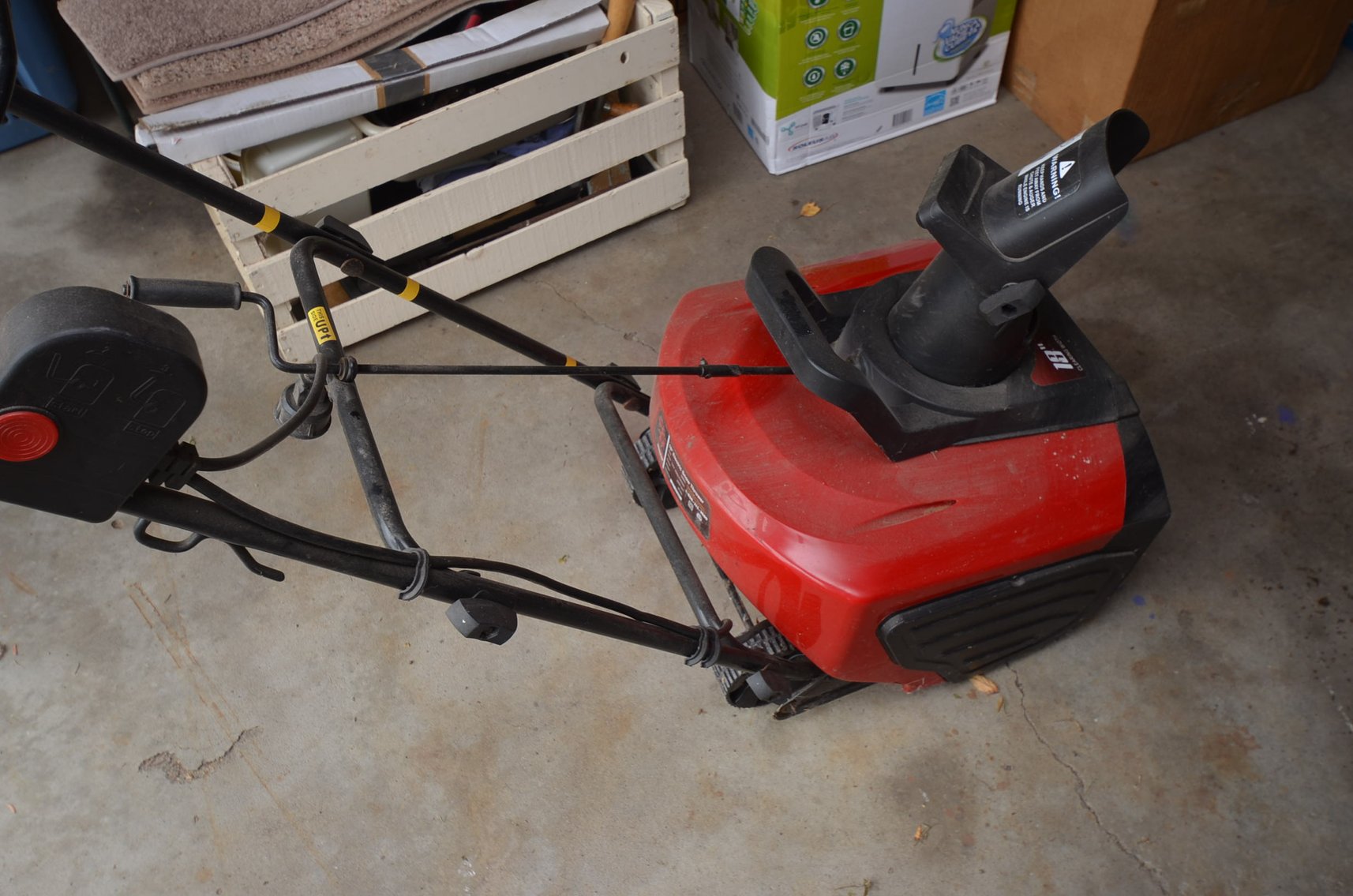 Image for 2007 FORD FOCUS, Z TURN MOWER, LAWN&GARDEN, FURNITURE, HOUSEHOLD, AND MORE - Mondovi, WI