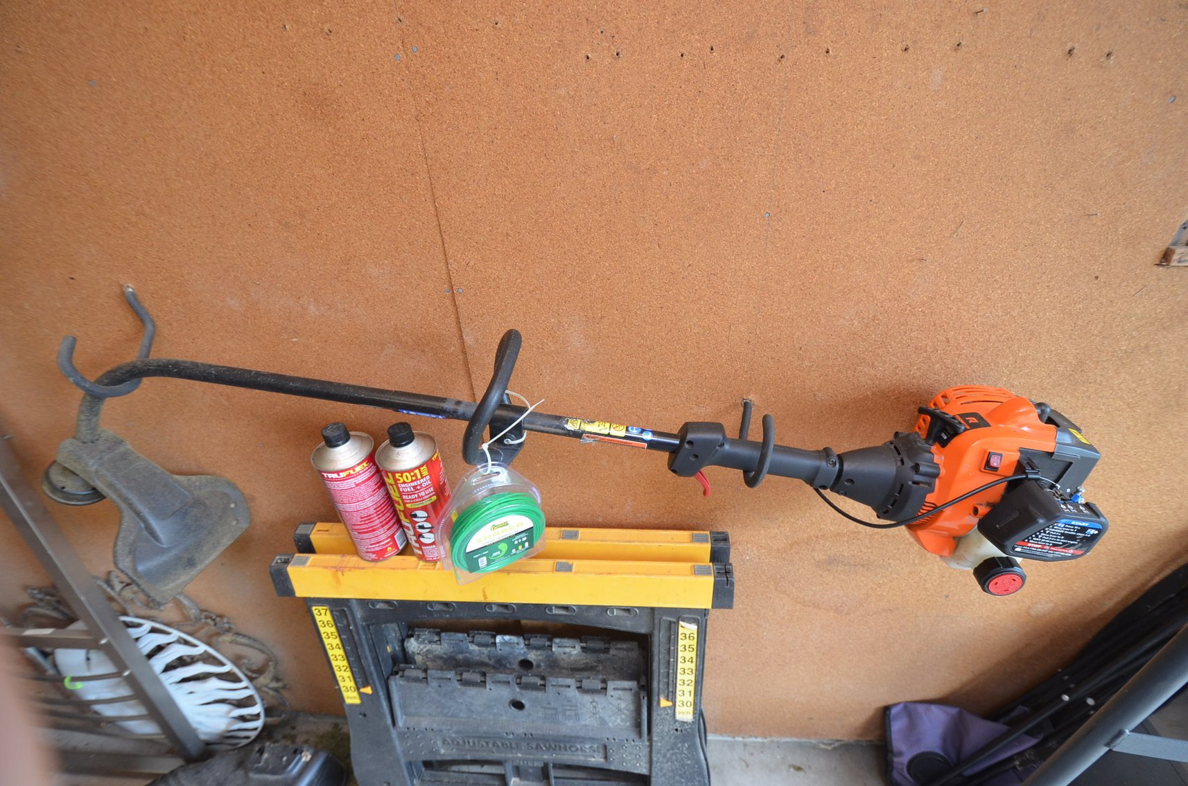 Image for 2007 FORD FOCUS, Z TURN MOWER, LAWN&GARDEN, FURNITURE, HOUSEHOLD, AND MORE - Mondovi, WI