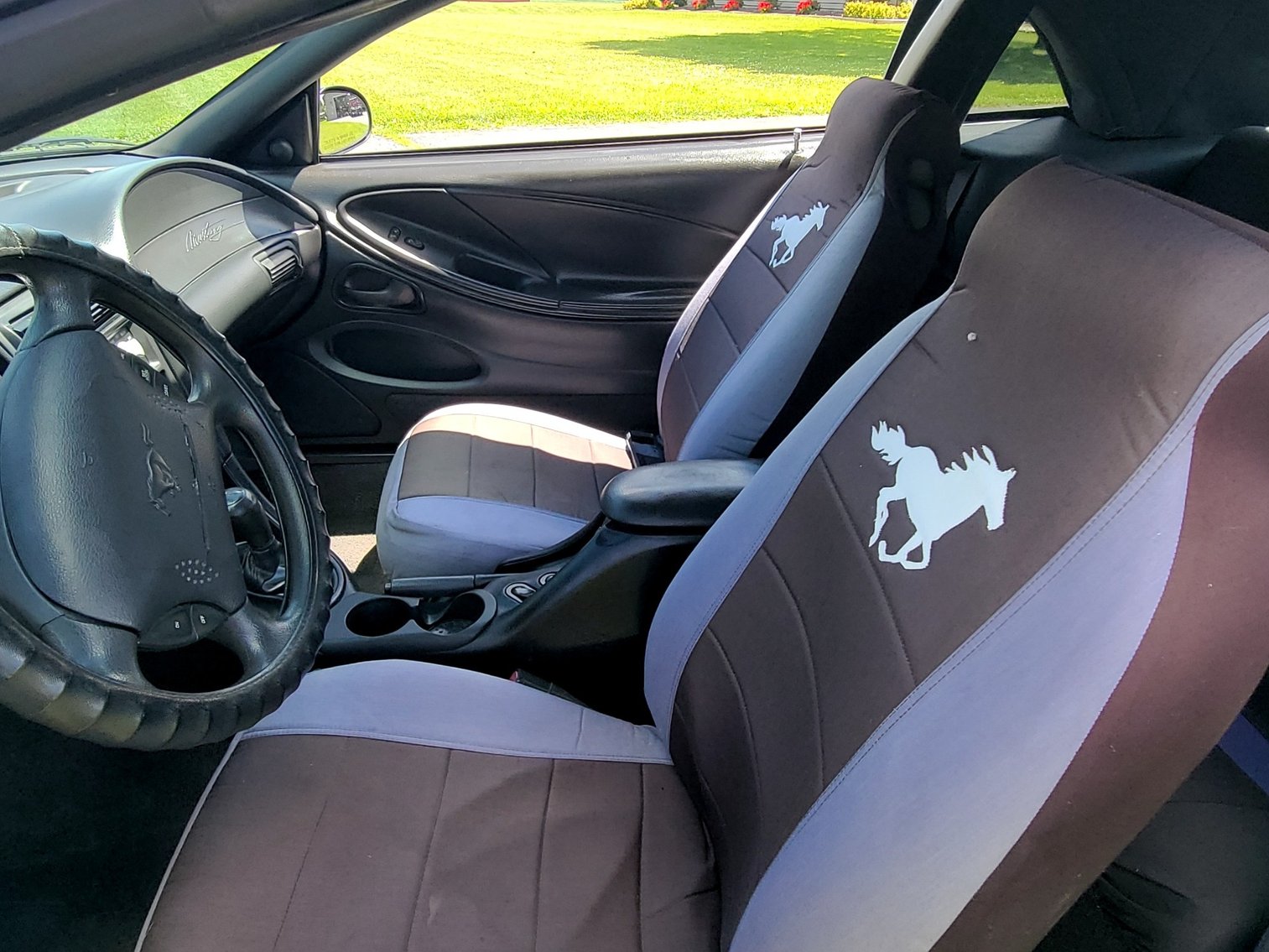 Image for 1999 Ford Mustang Convertible