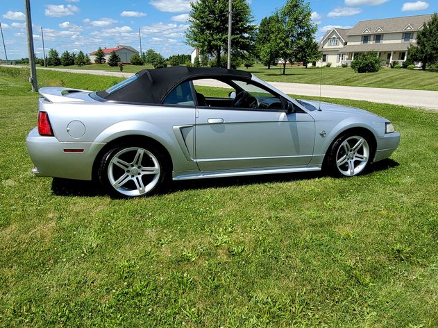 1999 Ford Mustang Convertible