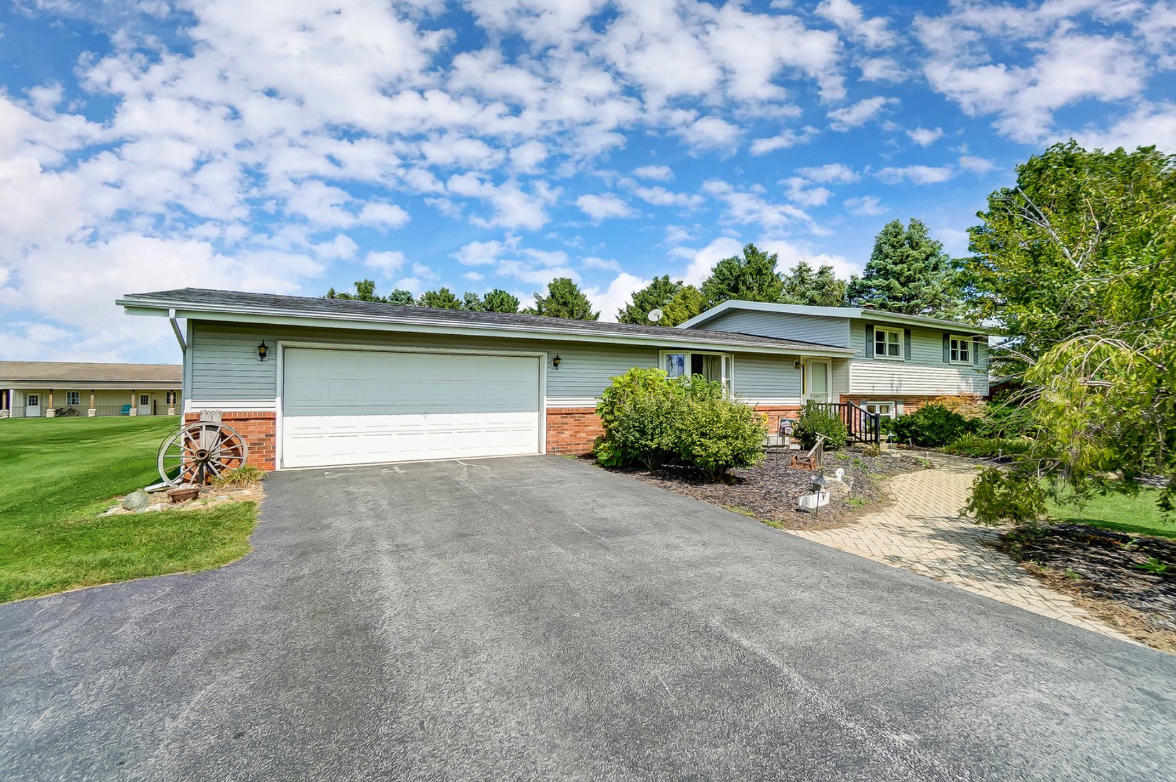 Image for 9052 Devils Hole Rd, Bowling Green, OH  43402