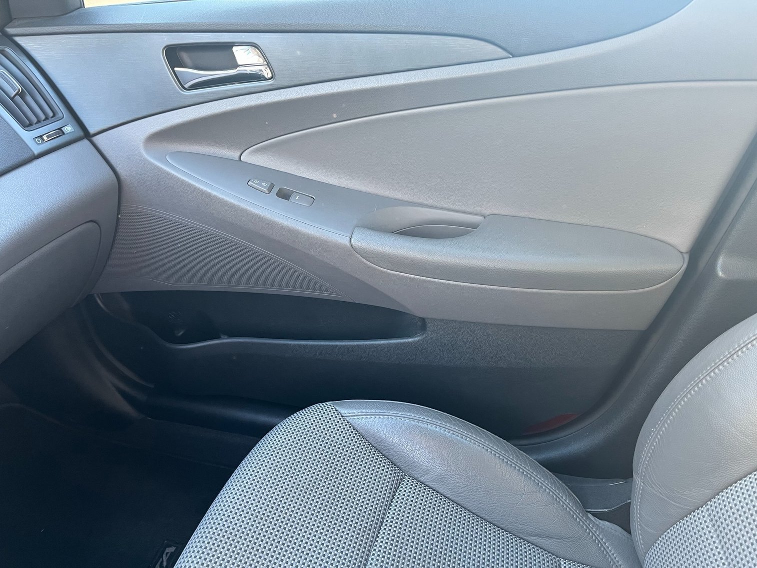 Image for 2011 Hyundai Sonata GLS!