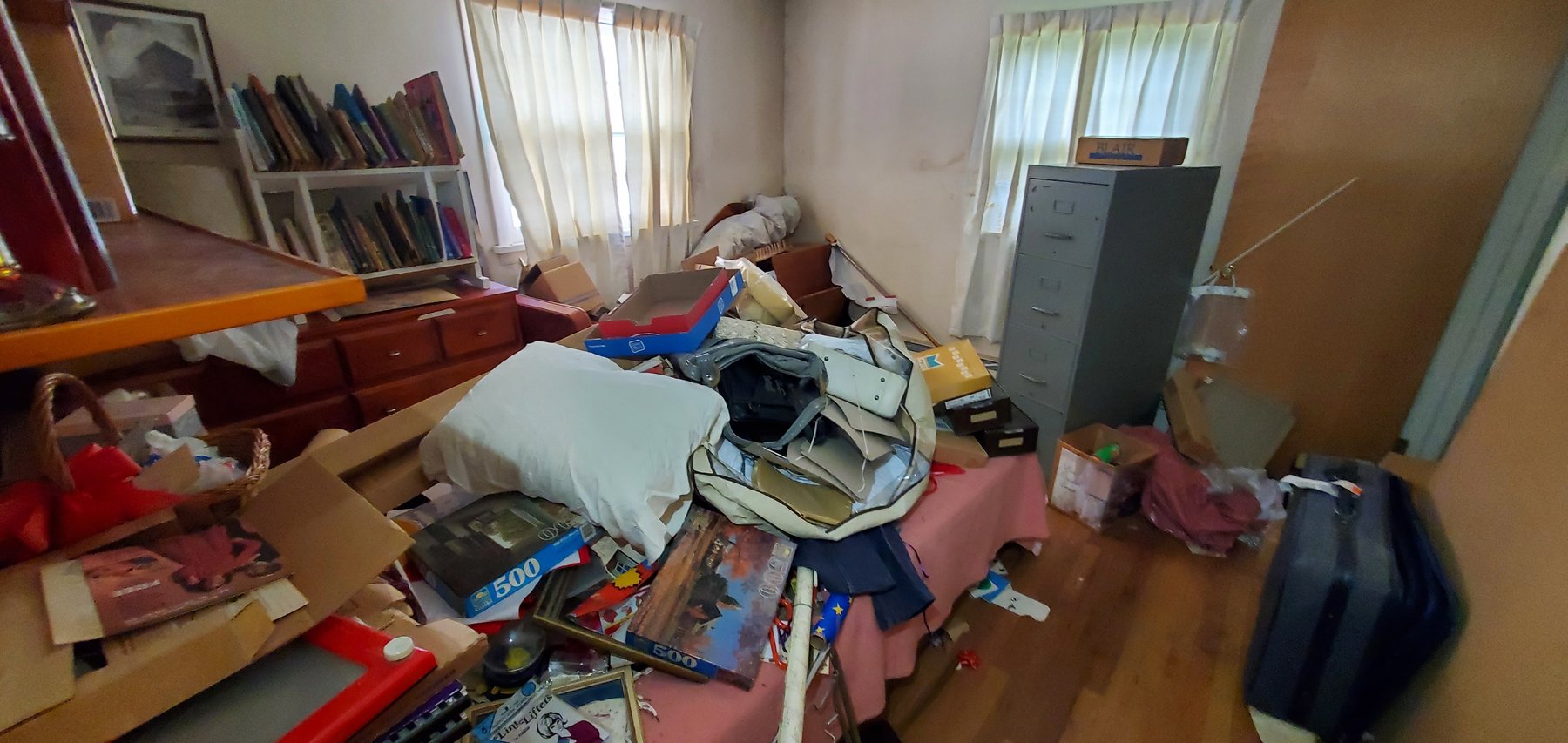 Image for Defiance Entire House Content Liquidation