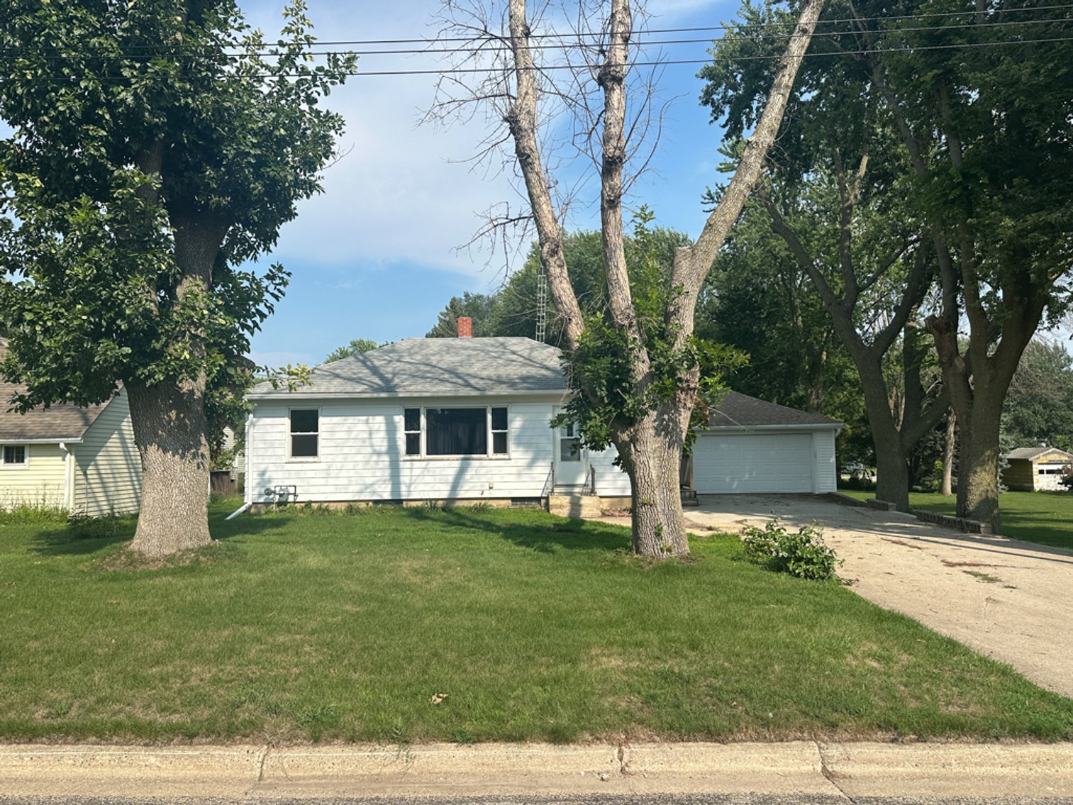 Image for 307 West Main Street, Early!