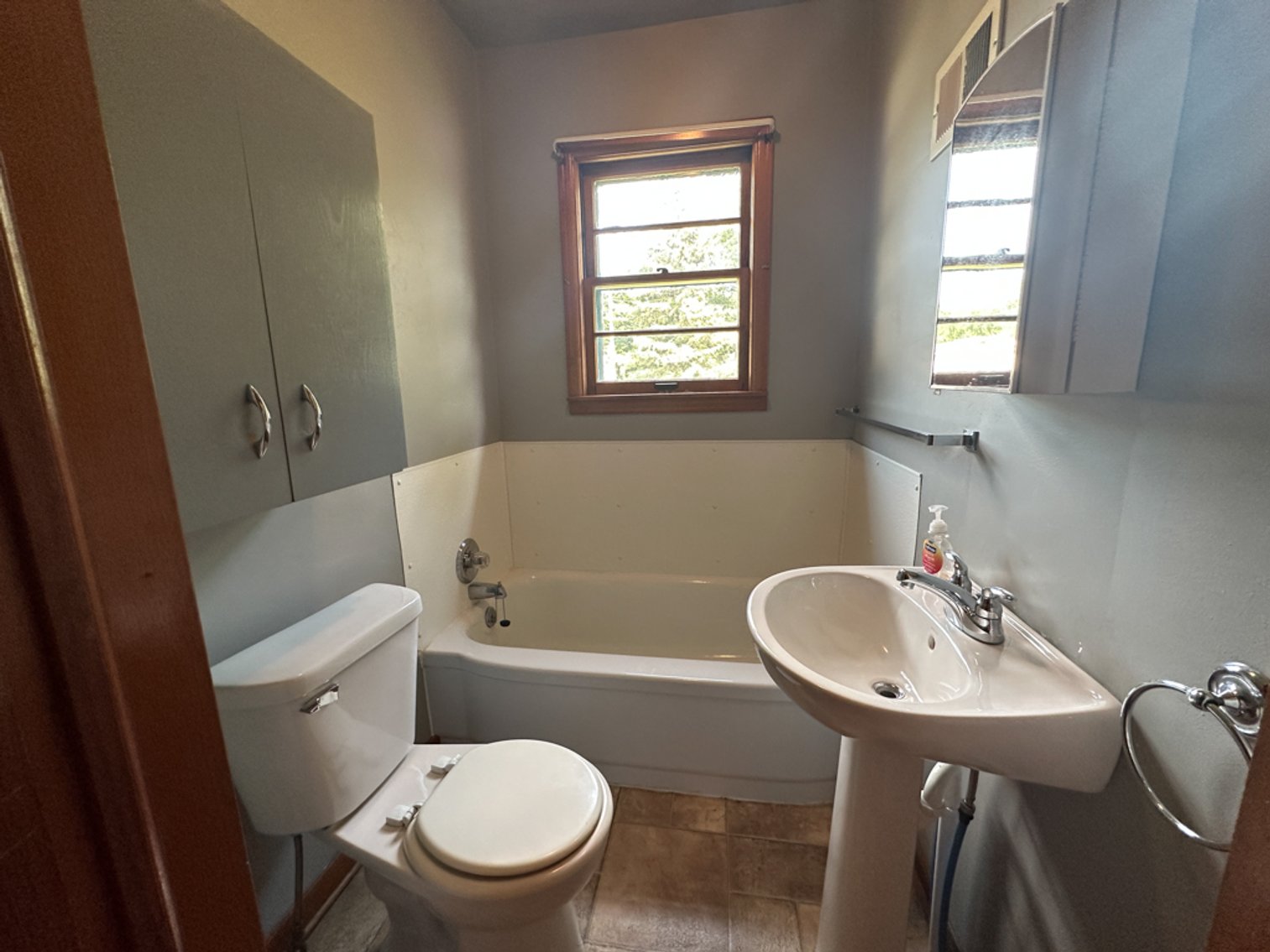 Image for 307 West Main Street, Early!