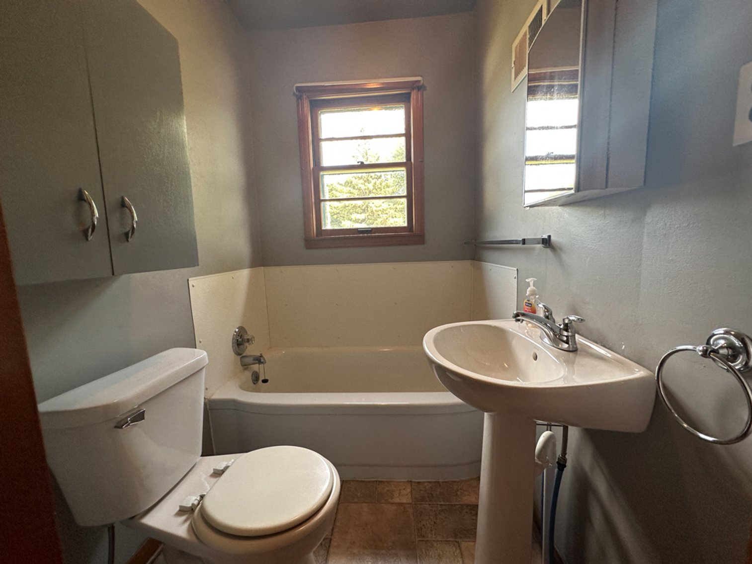 Image for 307 West Main Street, Early!