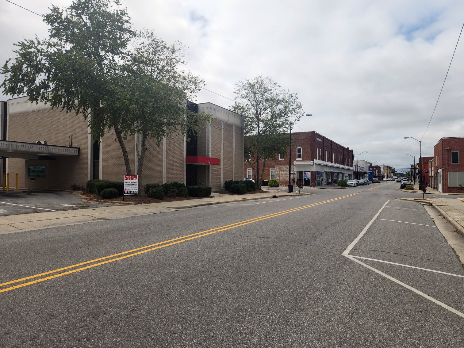 Image for Ahoskie, NC: 9,440±SF Former Bank Branch on 1± Acres at 300 Main St. (Hertford County)