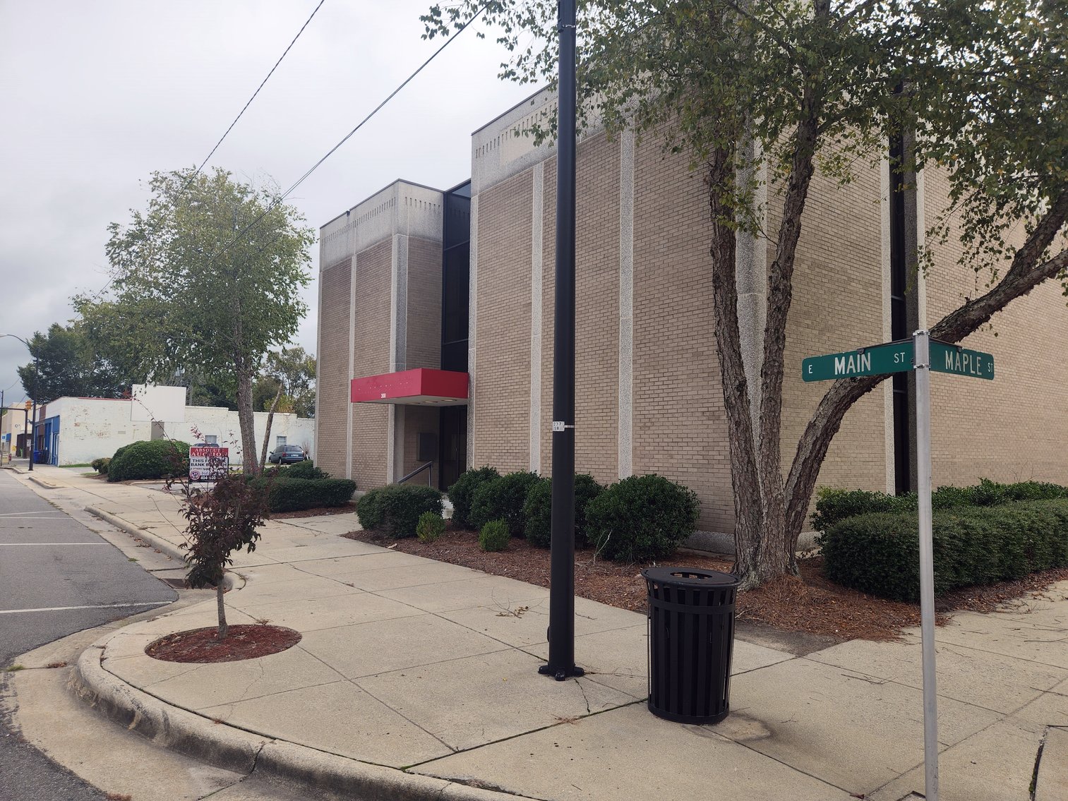Image for Ahoskie, NC: 9,440±SF Former Bank Branch on 1± Acres at 300 Main St. (Hertford County)