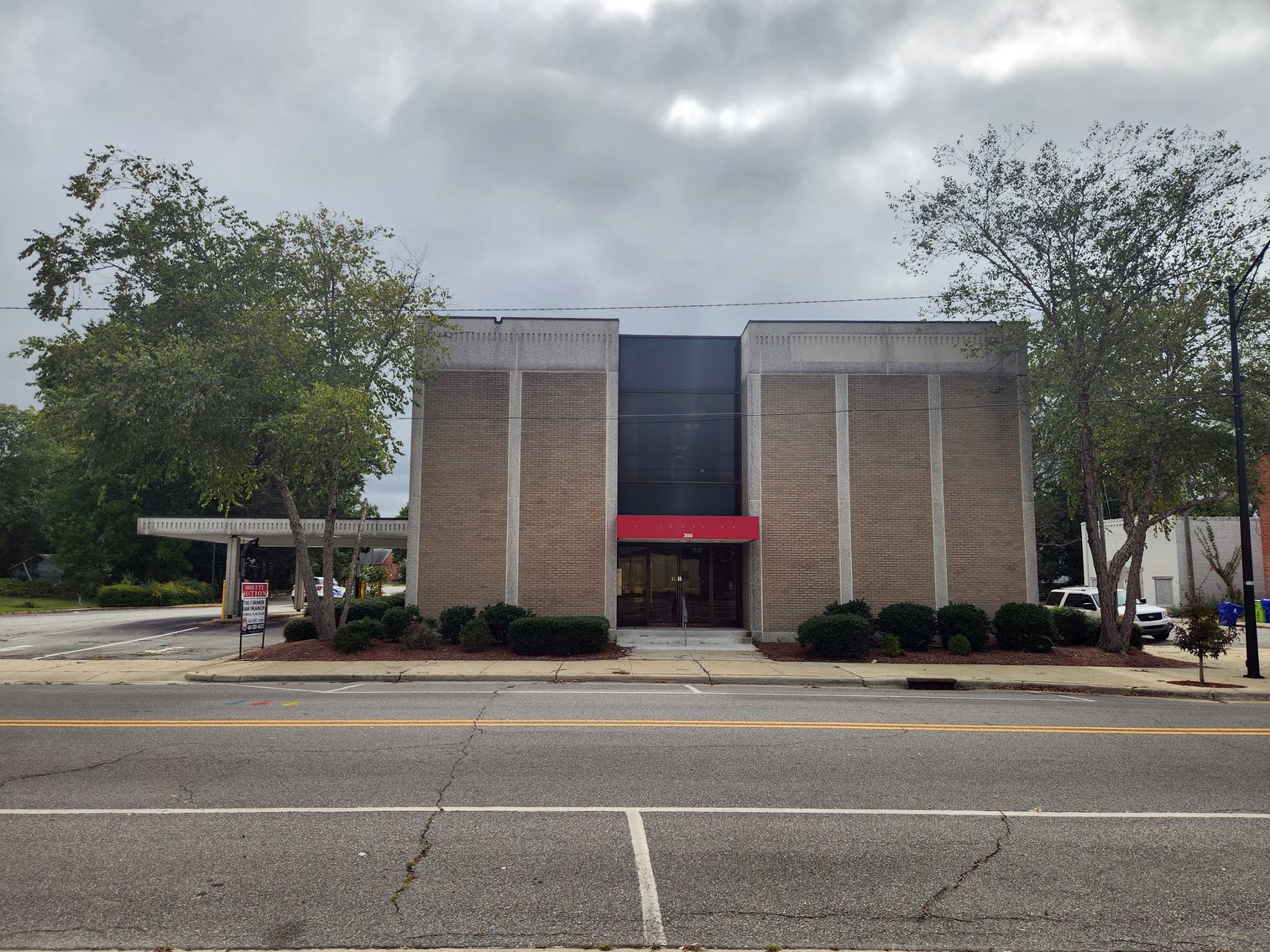 Image for Ahoskie, NC: 9,440±SF Former Bank Branch on 1± Acres at 300 Main St. (Hertford County)