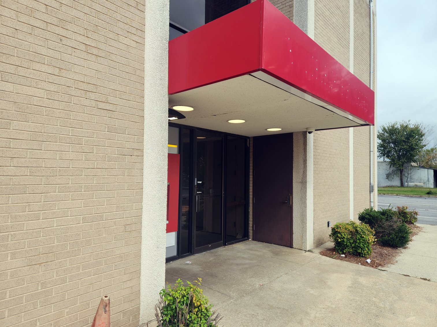 Image for Ahoskie, NC: 9,440±SF Former Bank Branch on 1± Acres at 300 Main St. (Hertford County)