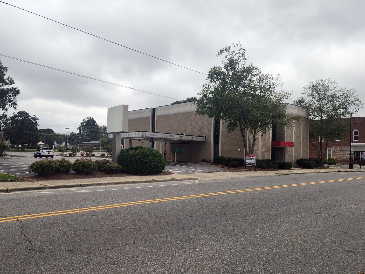 Image for Ahoskie, NC: 9,440±SF Former Bank Branch on 1± Acres at 300 Main St. (Hertford County)