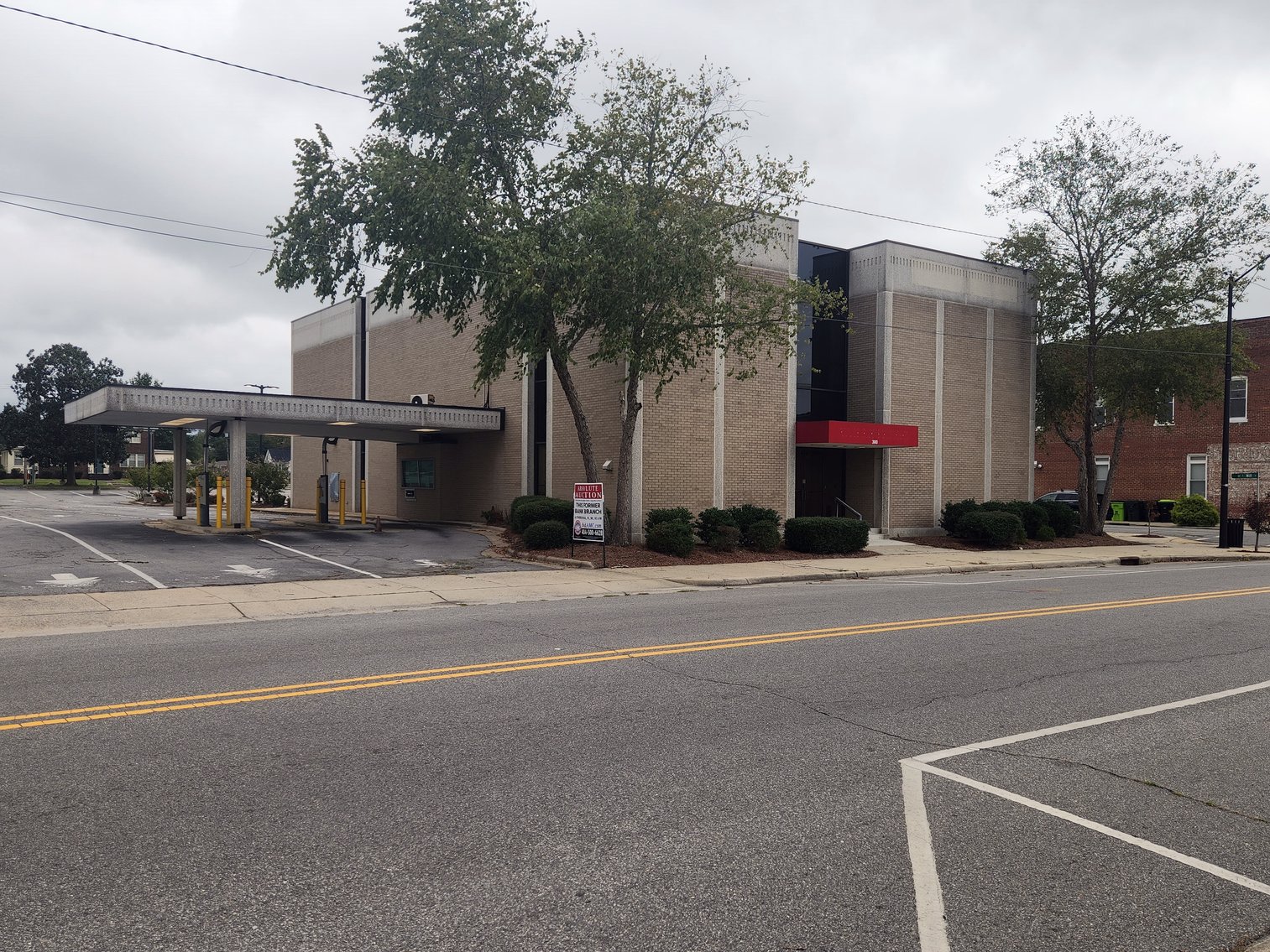 Image for Ahoskie, NC: 9,440±SF Former Bank Branch on 1± Acres at 300 Main St. (Hertford County)