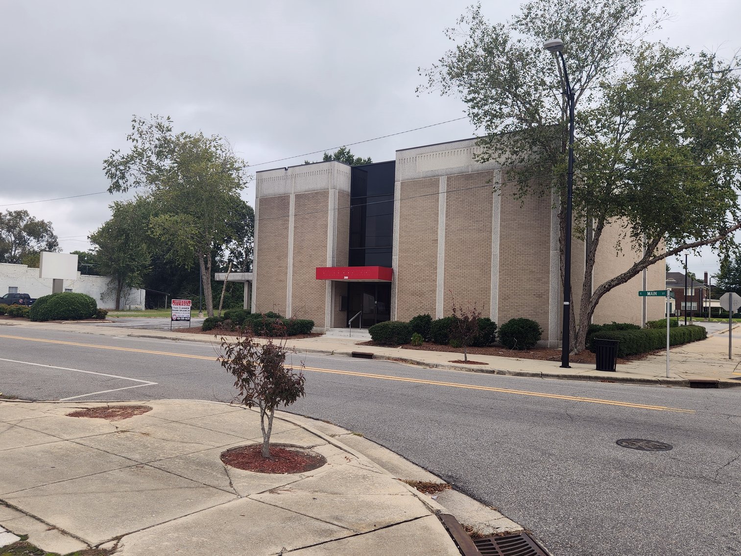 Image for Ahoskie, NC: 9,440±SF Former Bank Branch on 1± Acres at 300 Main St. (Hertford County)