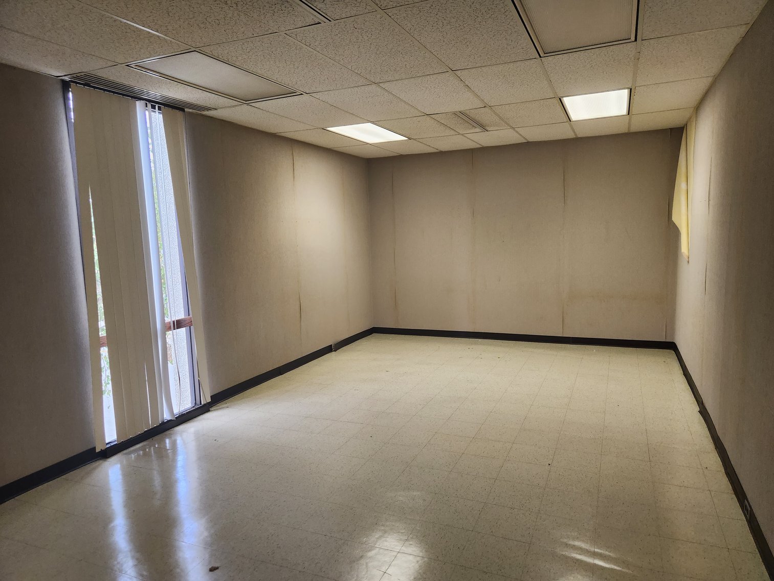 Image for Ahoskie, NC: 9,440±SF Former Bank Branch on 1± Acres at 300 Main St. (Hertford County)