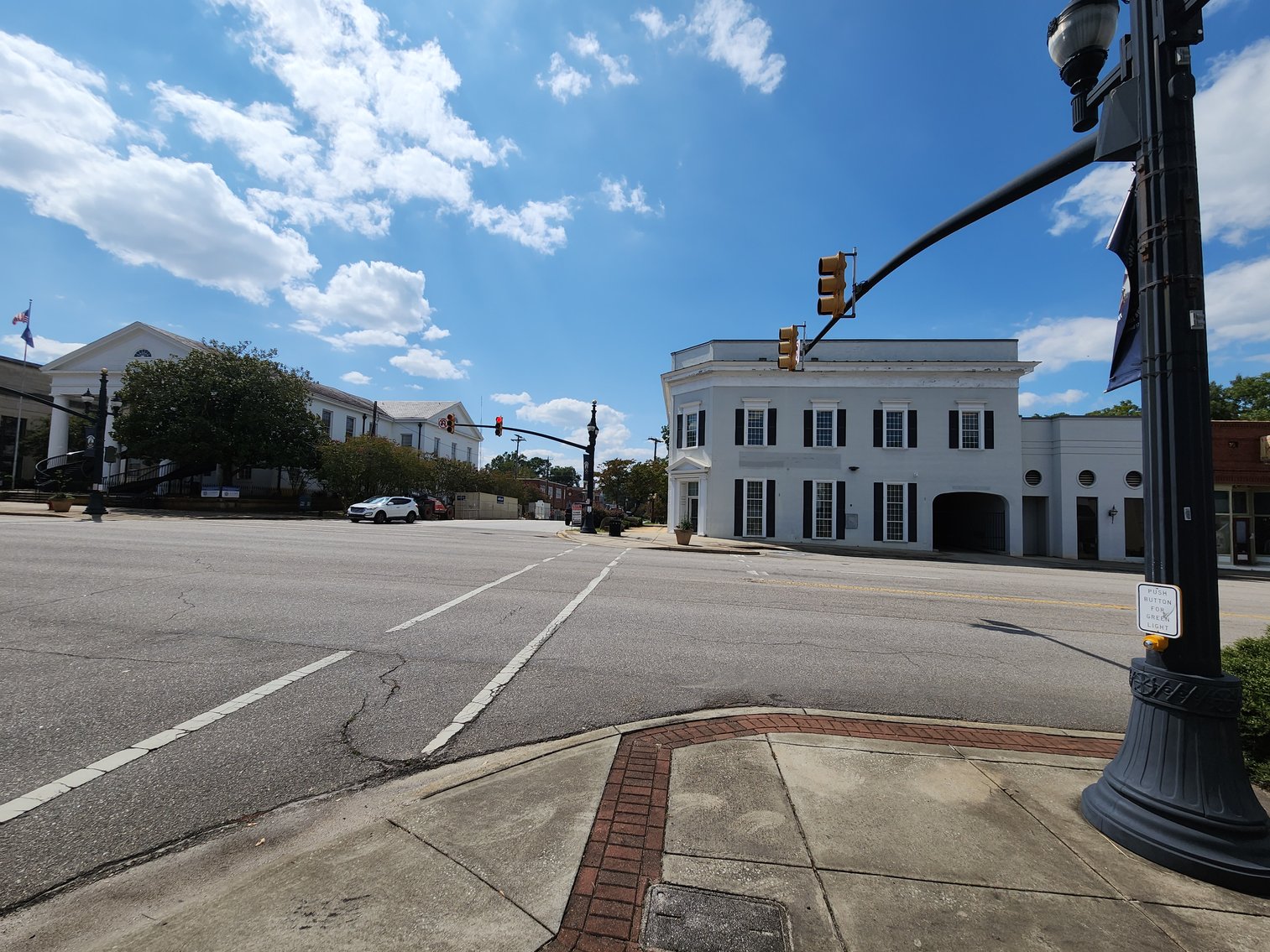 Image for Winnsboro, SC: 10,164±SF Footprint Former Bank Branch on 1± Acre at 101 N Congress St. (Fairfield County)