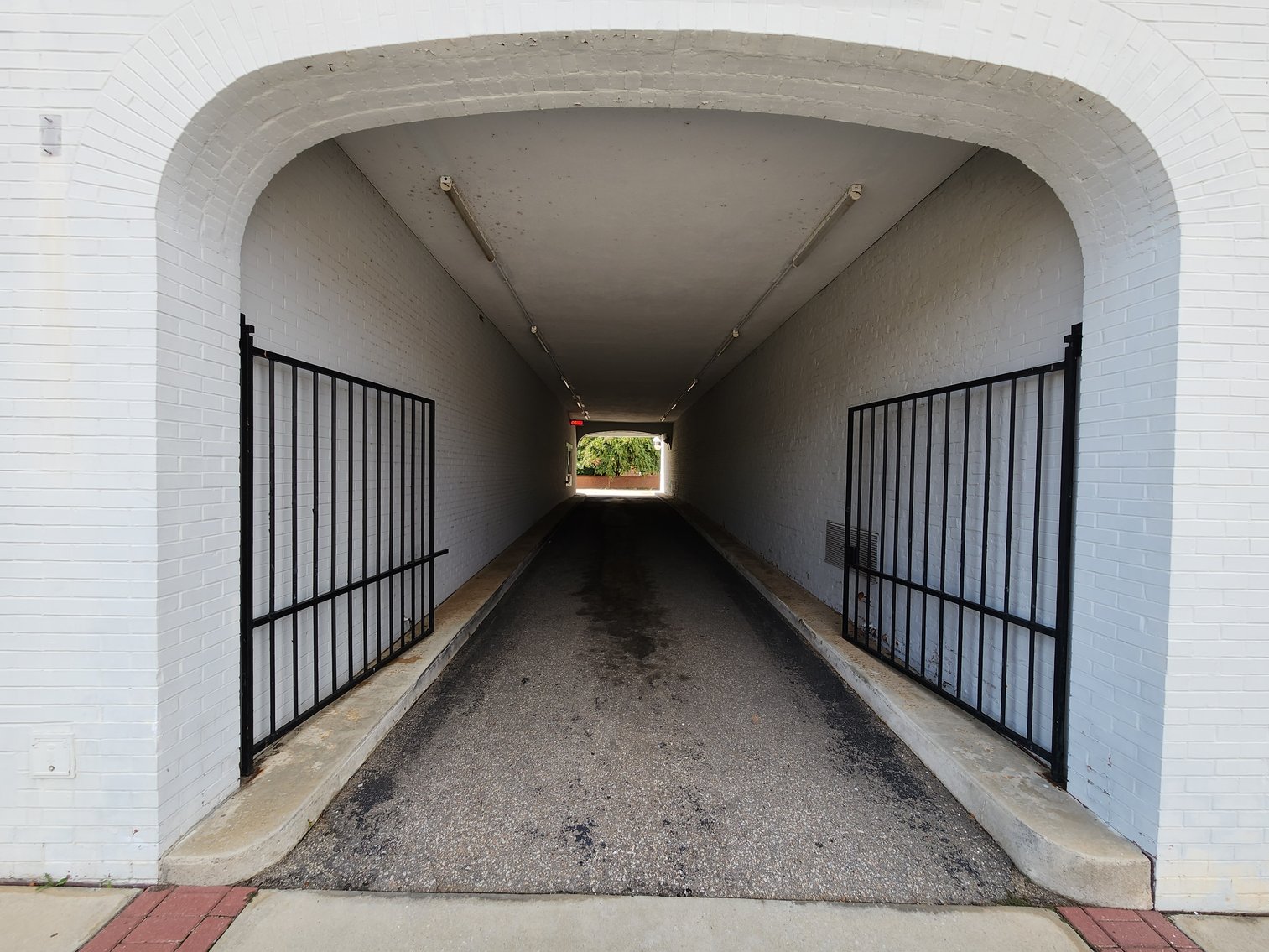 Image for Winnsboro, SC: 10,164±SF Footprint Former Bank Branch on 1± Acre at 101 N Congress St. (Fairfield County)