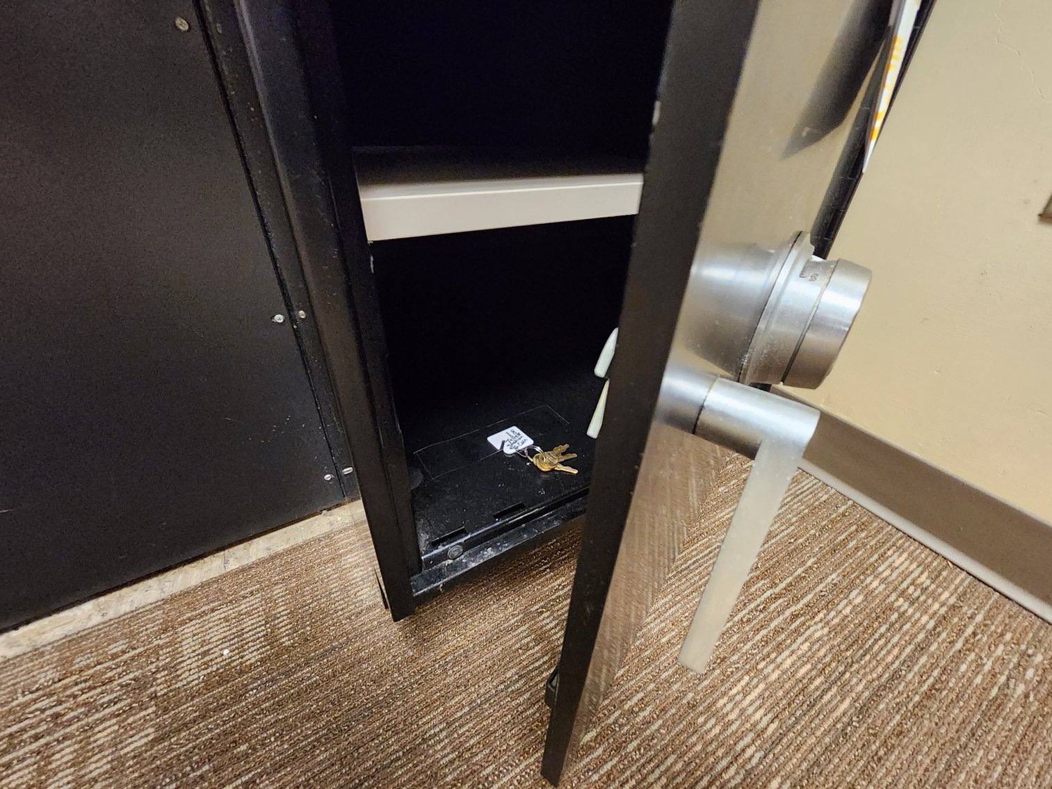 Image for Winnsboro, SC: 10,164±SF Footprint Former Bank Branch on 1± Acre at 101 N Congress St. (Fairfield County)