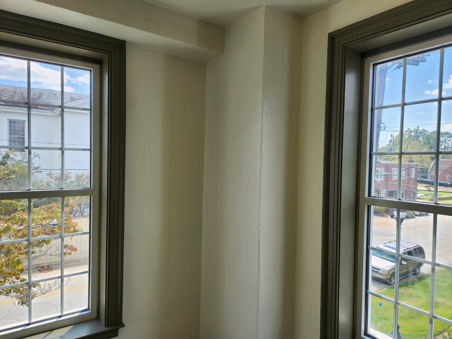 Image for Winnsboro, SC: 10,164±SF Footprint Former Bank Branch on 1± Acre at 101 N Congress St. (Fairfield County)