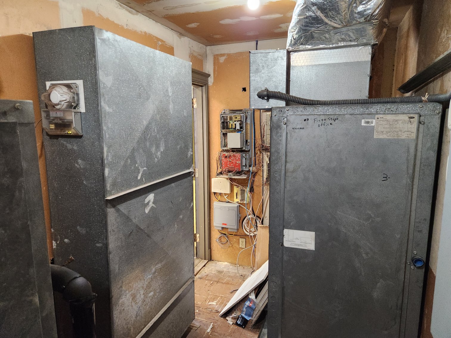 Image for Winnsboro, SC: 10,164±SF Footprint Former Bank Branch on 1± Acre at 101 N Congress St. (Fairfield County)