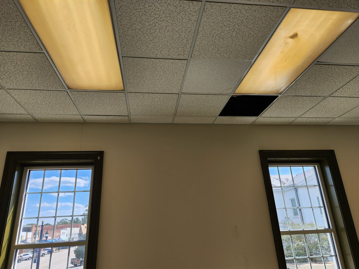 Image for Winnsboro, SC: 10,164±SF Footprint Former Bank Branch on 1± Acre at 101 N Congress St. (Fairfield County)