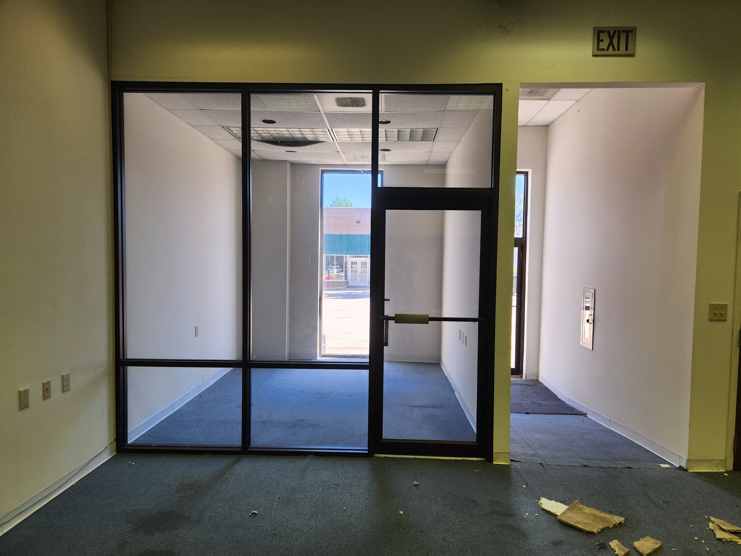 Image for Winnsboro, SC: 10,164±SF Footprint Former Bank Branch on 1± Acre at 101 N Congress St. (Fairfield County)