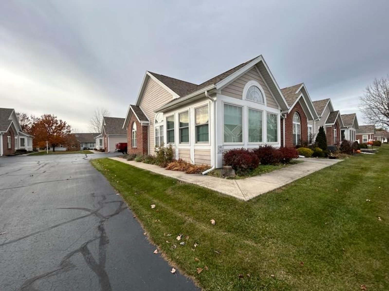 Image for 68 Summerfield Blvd Bowling Green, OH  43402