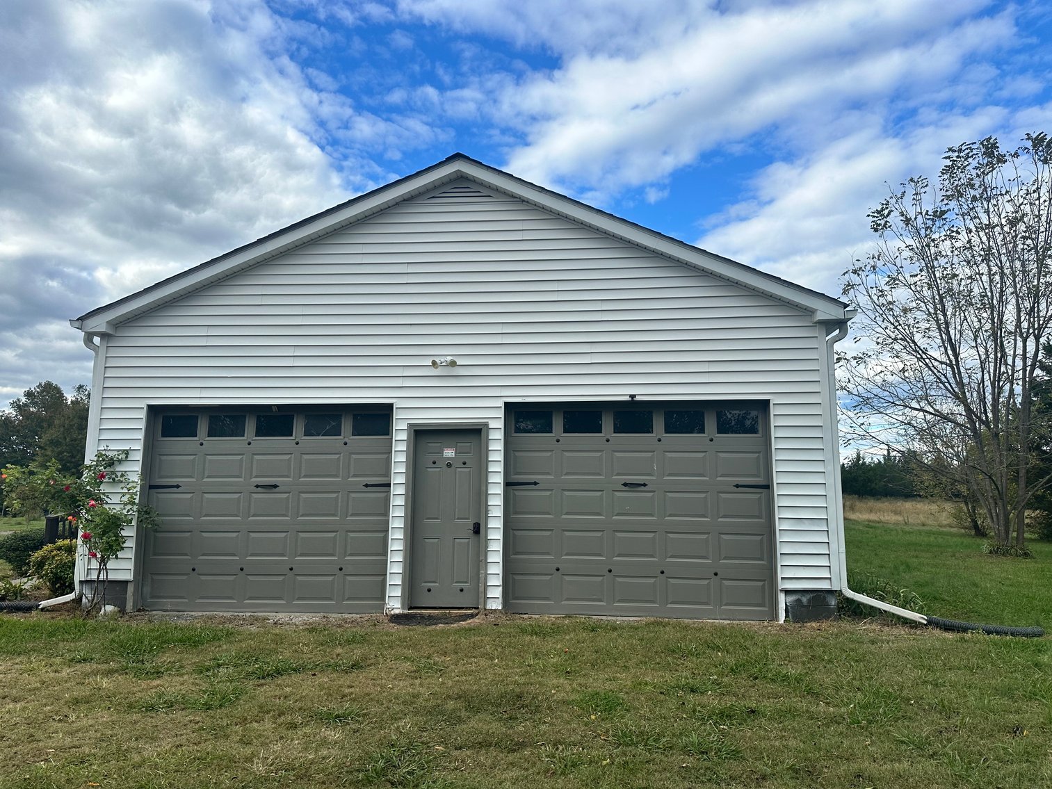 Yadkinville Charming Country Home