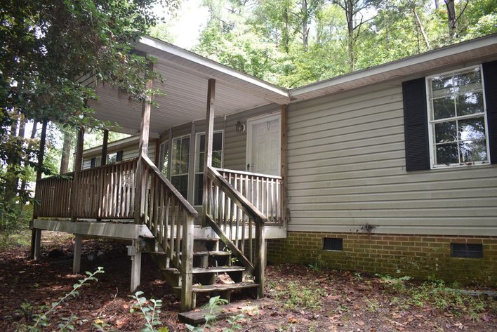 House w/ 2+ Acres Off Andrews Store Rd. 