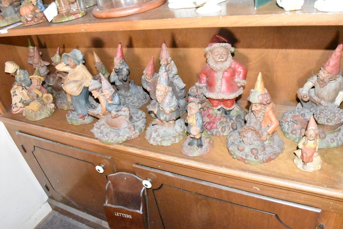 Vintage Gnomes, Beanie Babies, Appliances and Contents of Home 