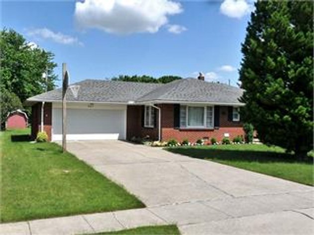 507 S Brentwood Dr, Gibsonburg, OH  43431