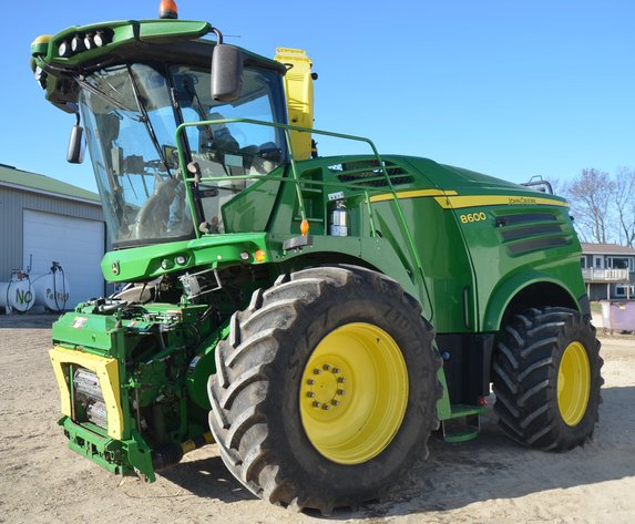 ZIEGLER FARMS CUSTOM HARVESTING EQUIP LIQUIDATION - Ettrick, WI