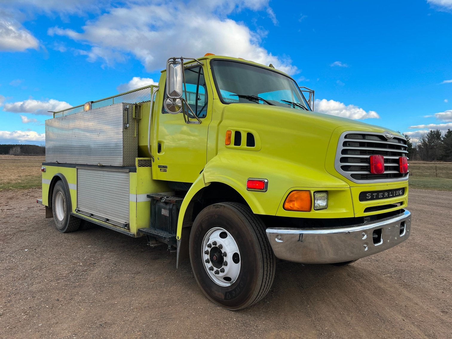 2001 Sterling 2,000 Gallon Steel Tank Water Truck