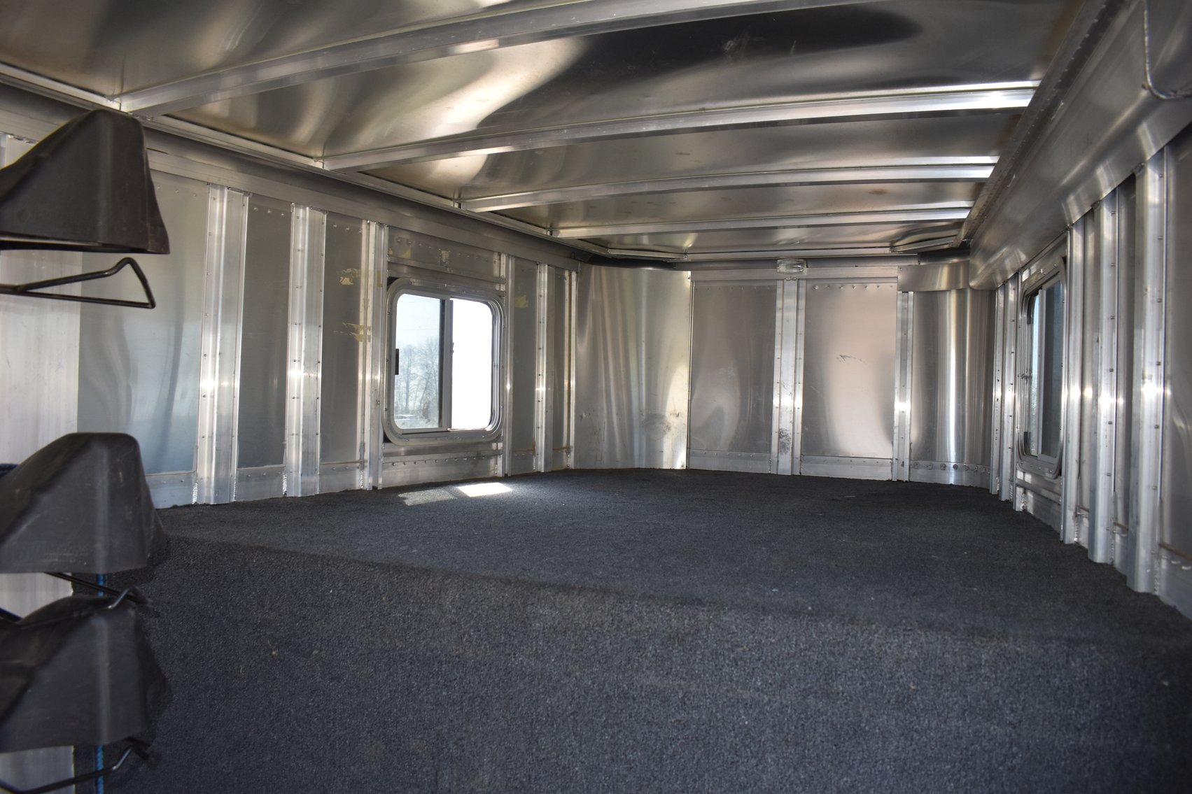 2008 Featherlite Gooseneck Horse Trailer