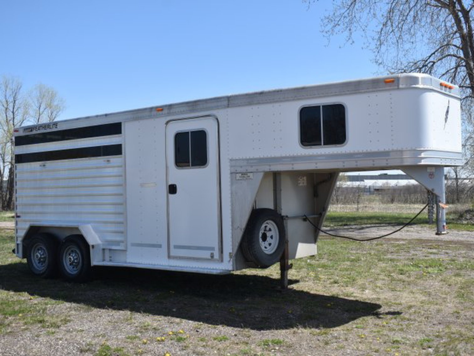 2008 Featherlite Gooseneck Horse Trailer