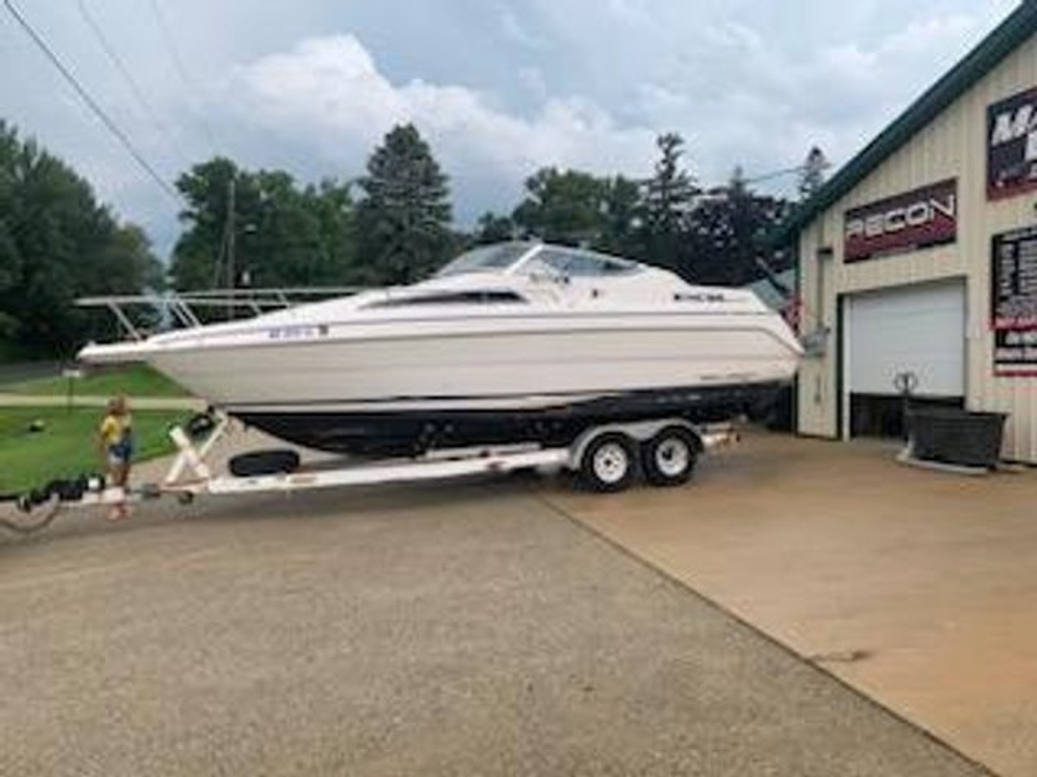 (4) 2023 Bentley Pontoons, 1996 Wellcraft Excel, 1998 Wellcraft Eclipse Boat