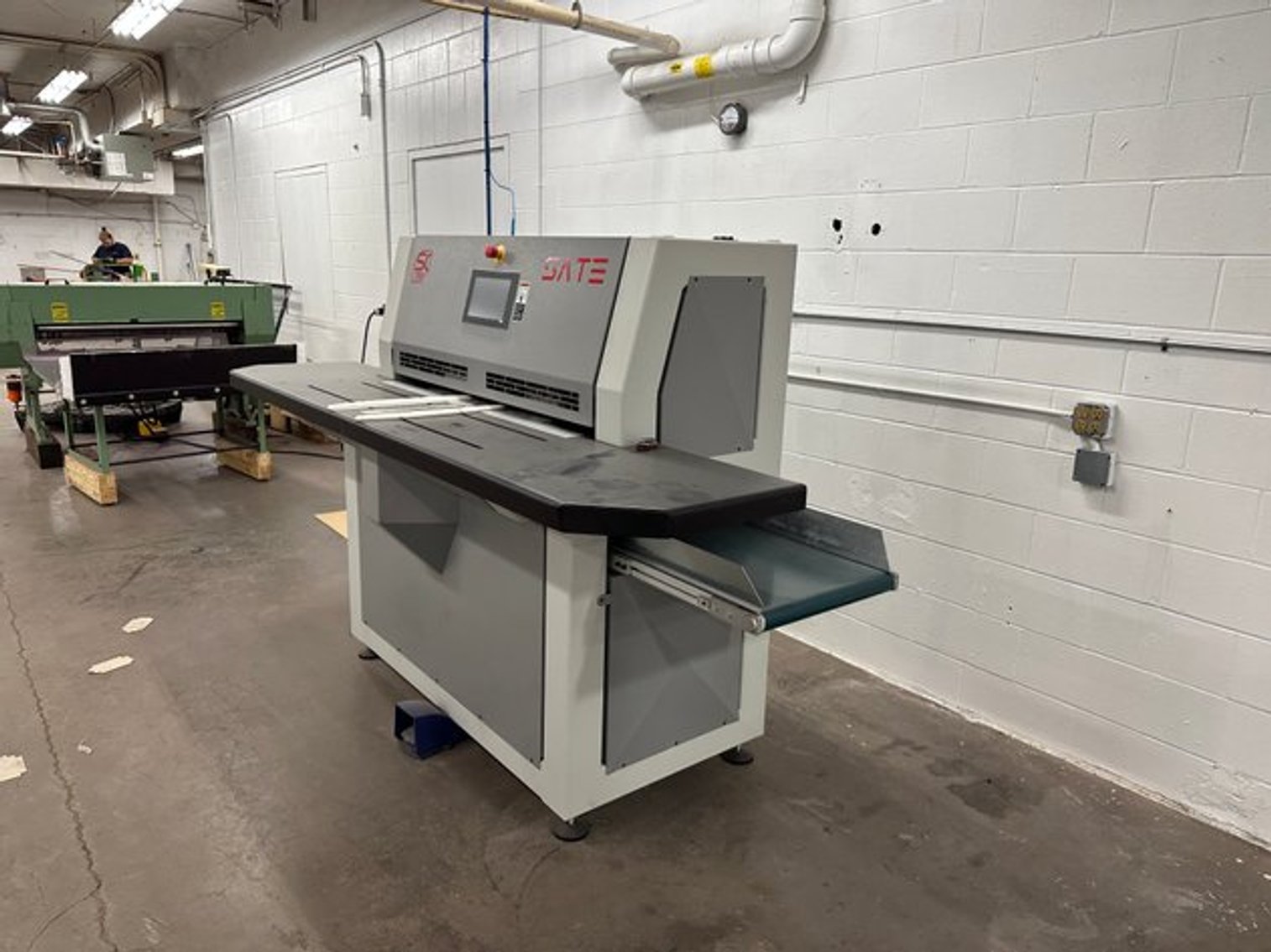 Bank Owned Late Model Custom Box and Printing Machinery (129820)