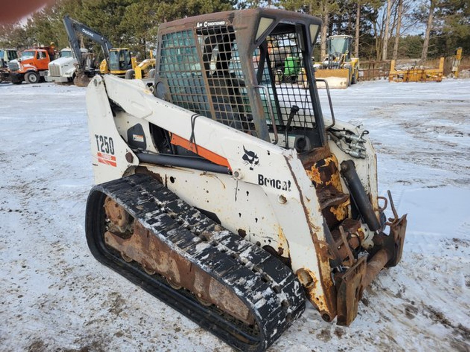 Excavator Contractor Year End Auction (132090)