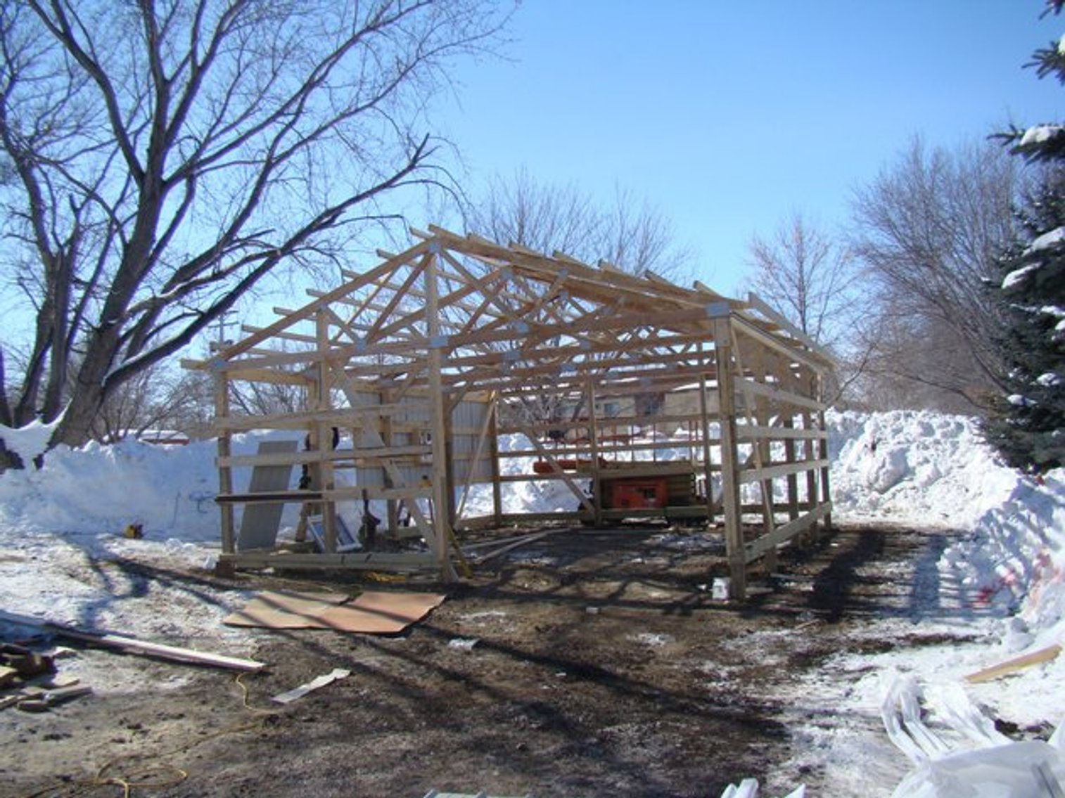 New Surplus Steel and Trusses from Grizzly Supply in Danube, MN (131862)