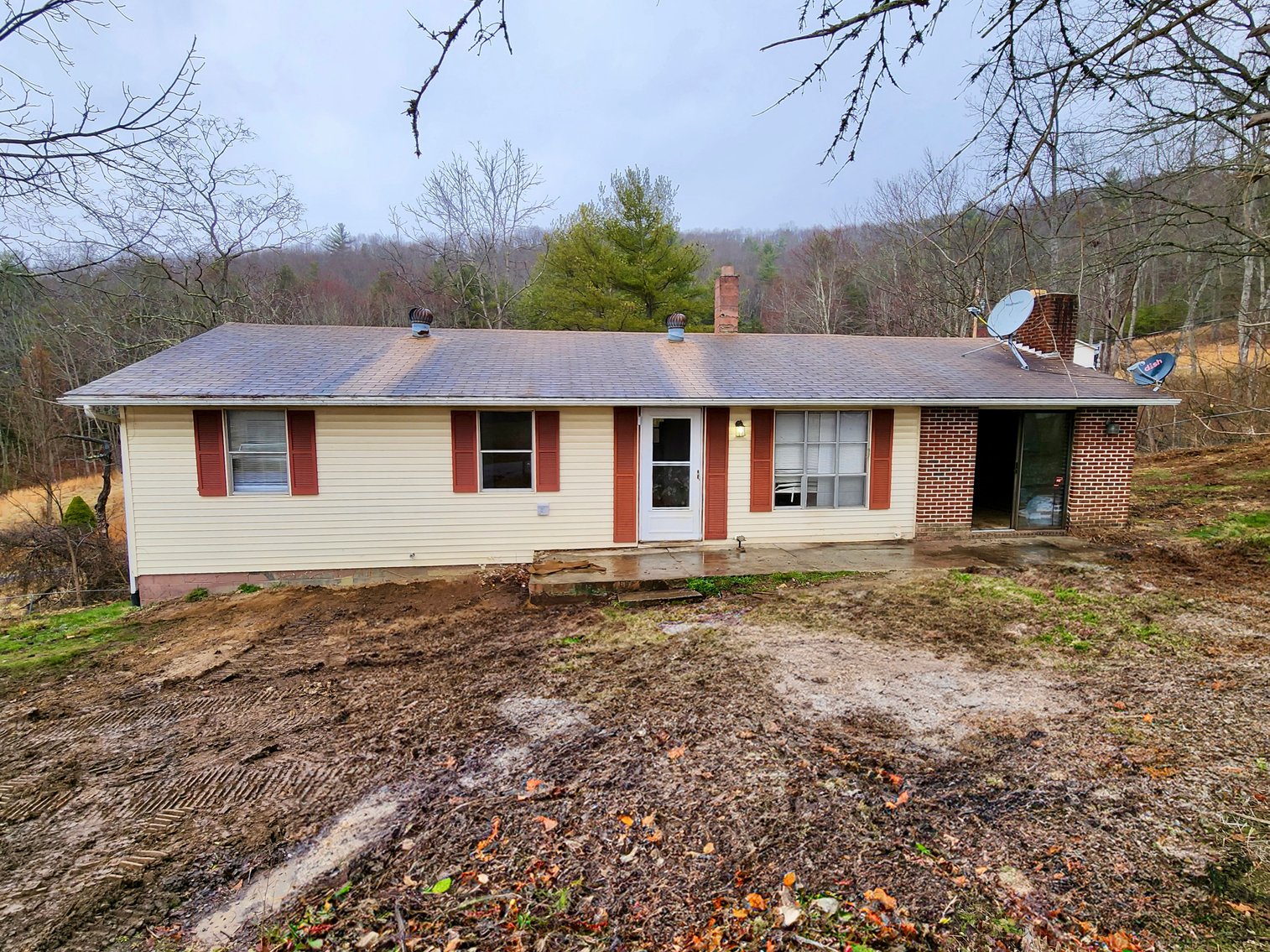 Image for 3 BR/1.5 BA Home w/Basement on .50 +/- Acres in Bland, VA--SELLING to the HIGHEST BIDDER via ONLINE ONLY BIDDING!!