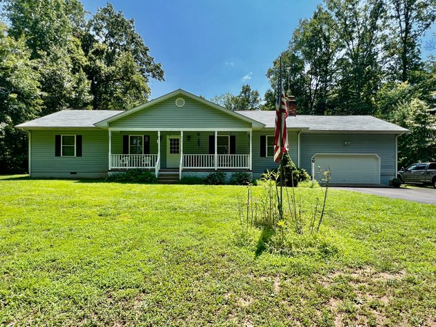 3 BR/2 BA Home on 2 +/- Acres in Orange County, VA--SELLING to the HIGHEST BIDDER!!