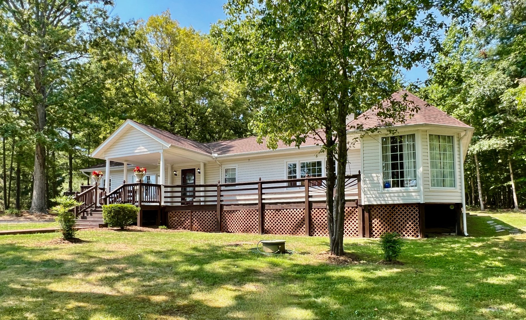 Image for 3 BR/2 BA Single Level Home on 2.3 +/- Acres Located Minutes From Charlottesville, VA--SELLING to the HIGHEST BIDDER!!