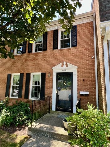 3 BR/3.5 BA Brick Townhome Located in Old Dominion Square in the heart of McLean, VA--ONLINE ONLY BIDDING!!