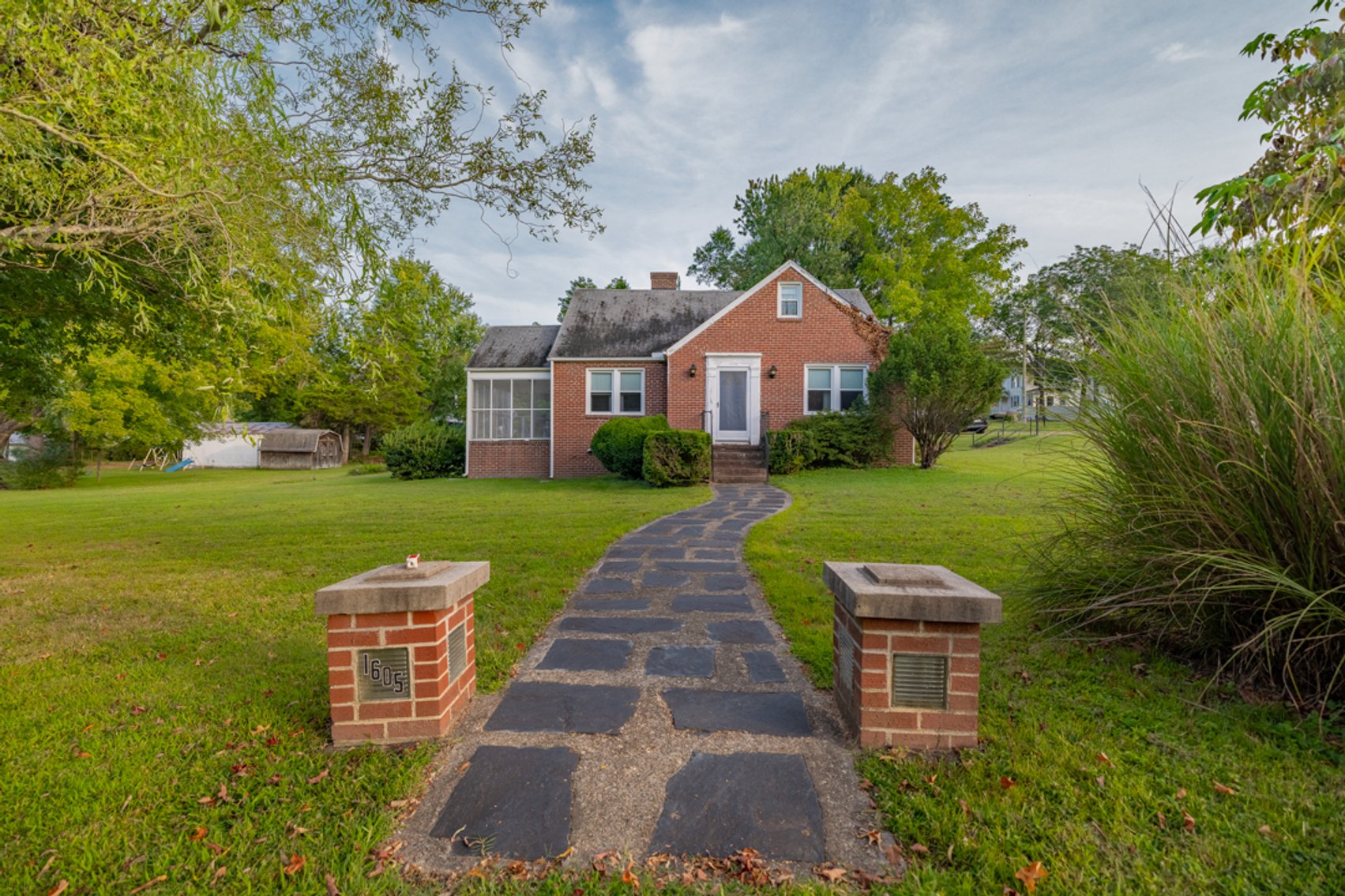 Image for 4 BR/2.5 BA Brick Home w/Basement on Large Corner Lot in the Town of Victoria, VA--ONLINE ONLY BIDDING!!