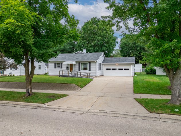 1437 Tyler Street, Janesville, WI 53545