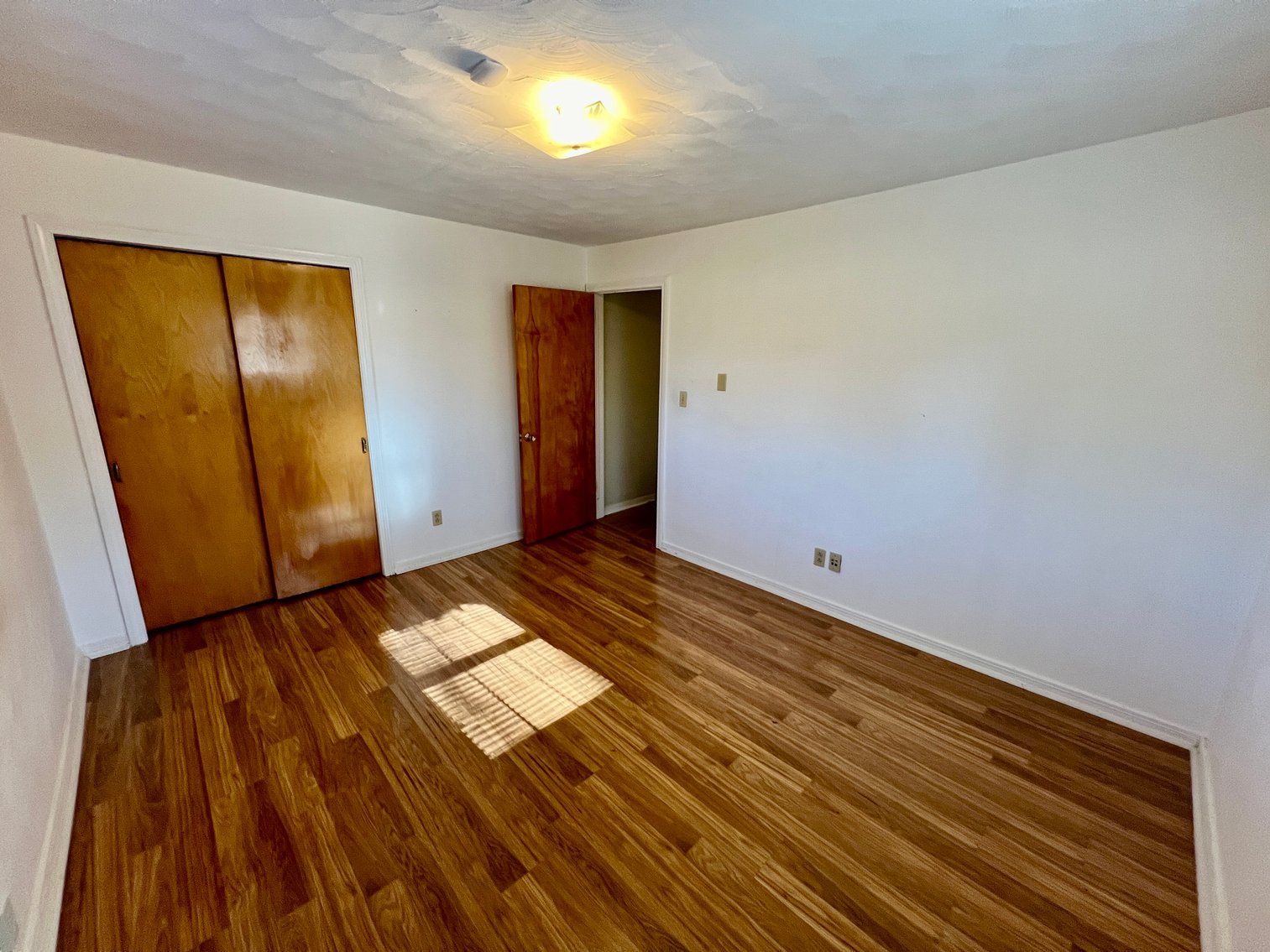 Adorable Brick Home in Taylorsville, NC Auction