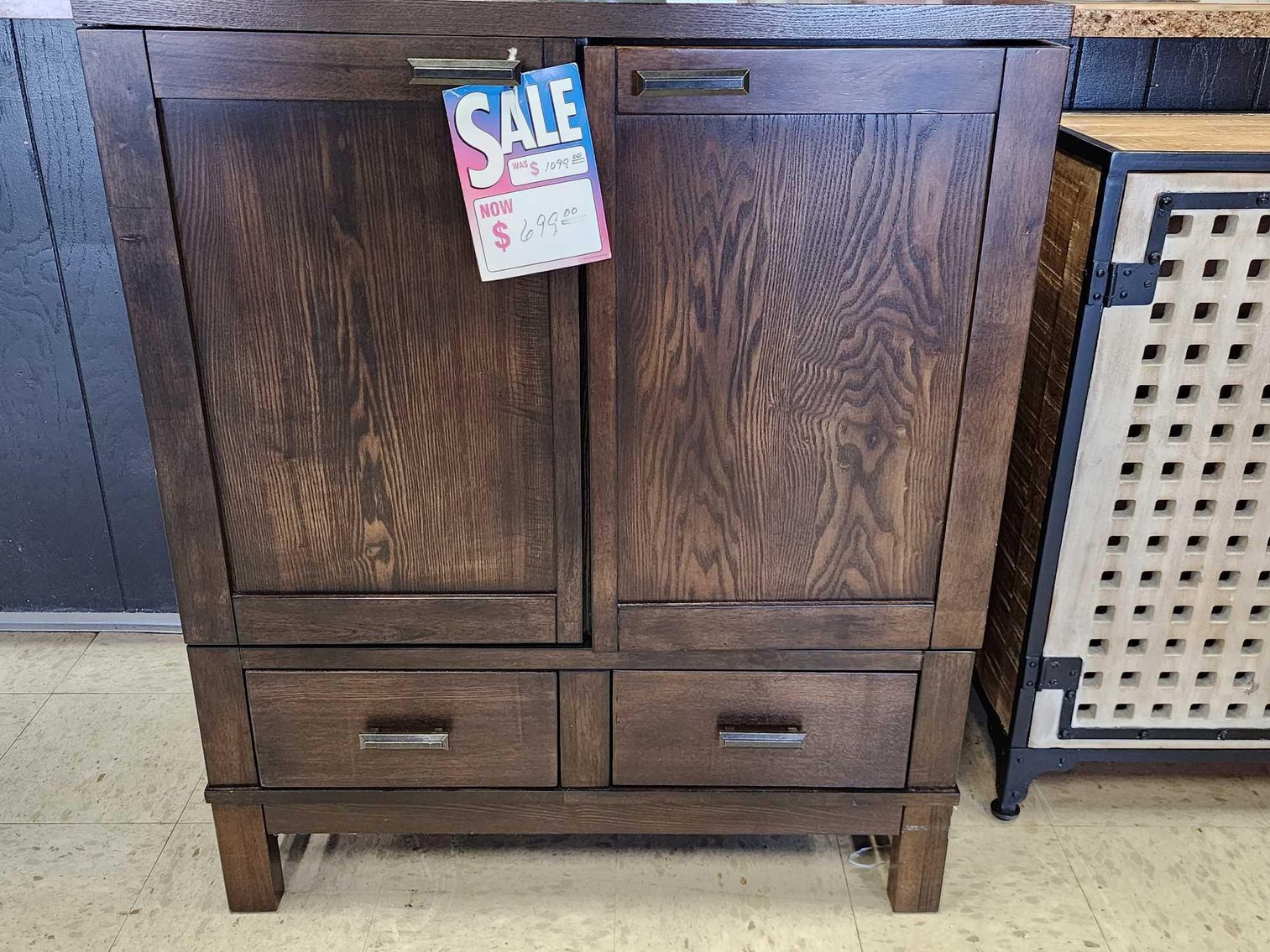 Rominger Furniture Going Out of Business Auction